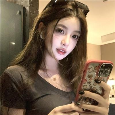 雪中的奇羊